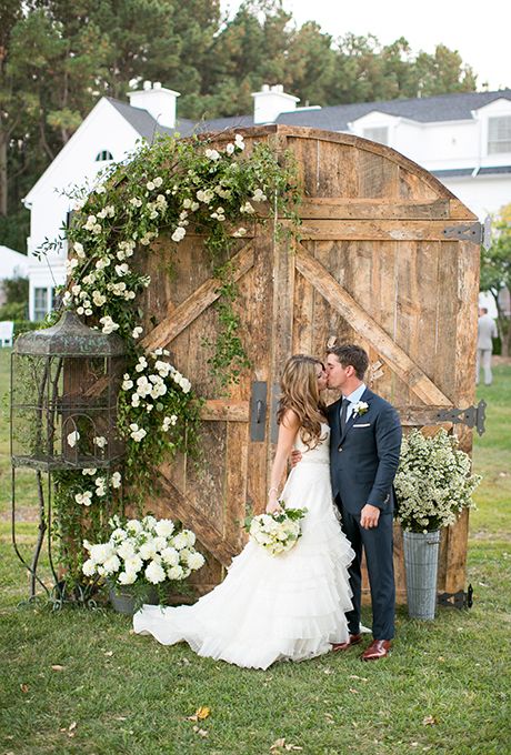 Backyard wedding ideas